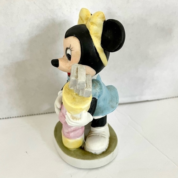 𝅺Walt Disney Productions Minnie Mouse Golf Clubs Figurine - Picture 4 of 5